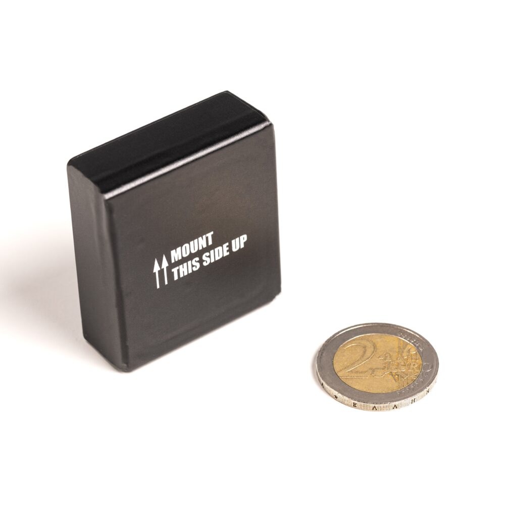 STEALTH COMPACT TRACKER 4